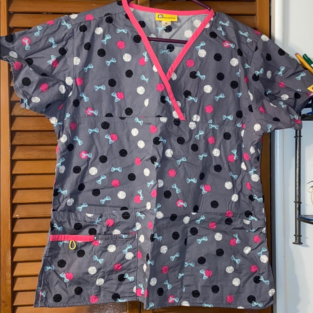 Ladies scrub top (wonderwink)